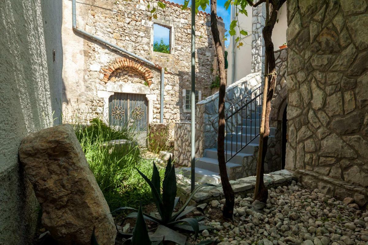 Apartment Nonna Krk Town Dış mekan fotoğraf